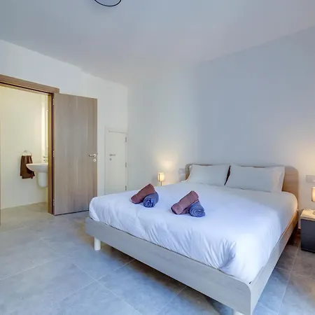 Modern Maisonette In Location Karp1-2 Appartement *