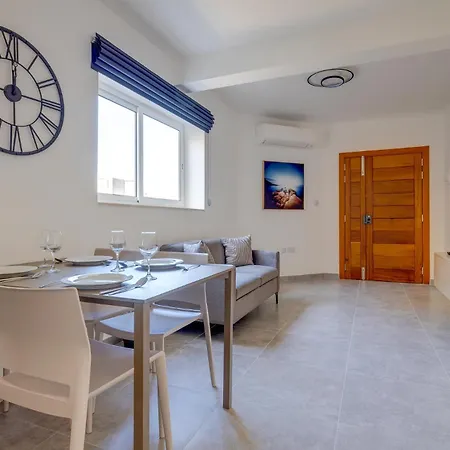 Modern Maisonette In Location Karp1-2 Apartament