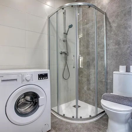 Modern Maisonette In Location Karp1-2