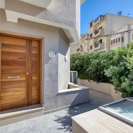 Modern Maisonette In Location Karp1-2 *